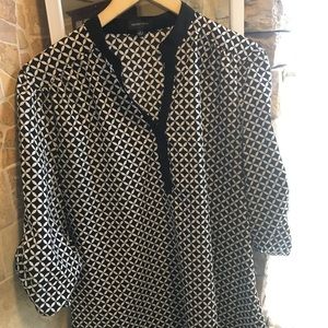 🖤🙌🏼 Black & White Blouse by Spense